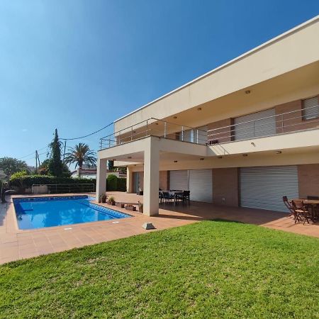 Villa Maricel Alcanar Ngoại thất bức ảnh