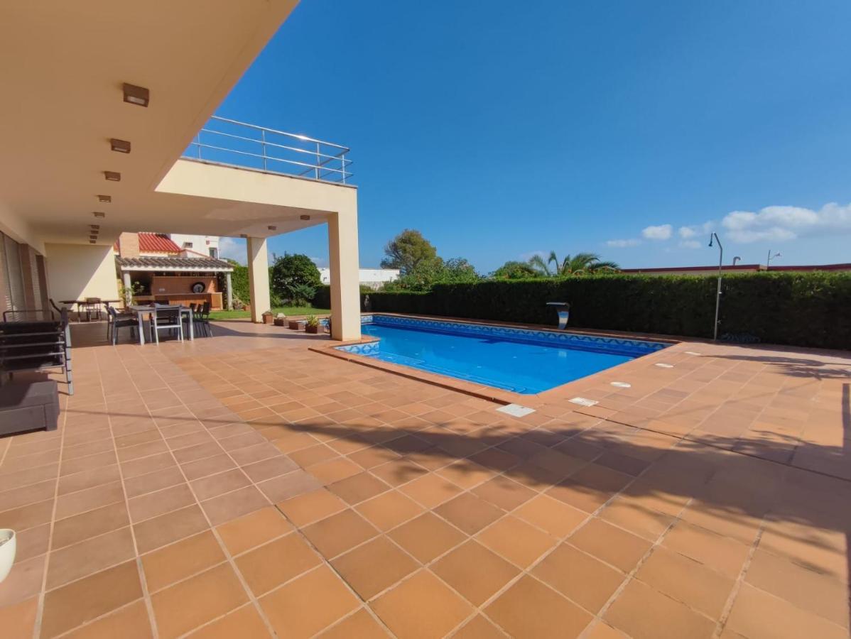 Villa Maricel Alcanar Ngoại thất bức ảnh